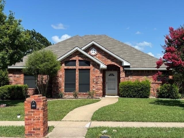 412 Graham Lane - Photo 0