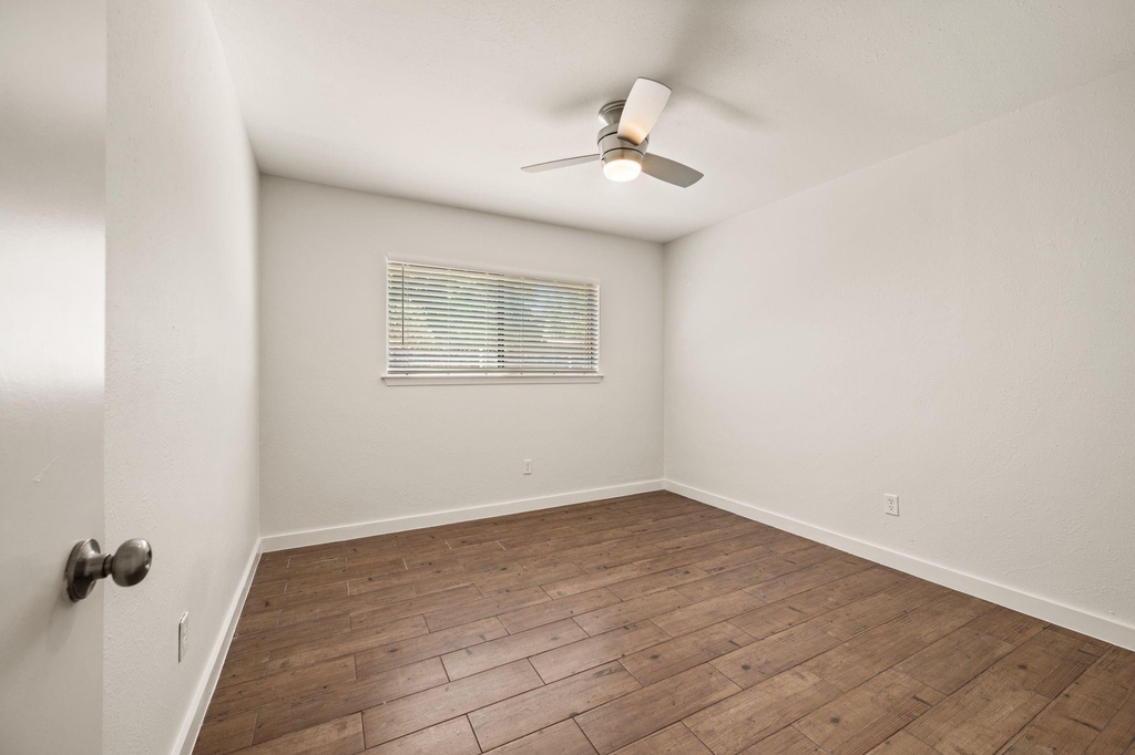5424 Gregory Drive - Photo 23