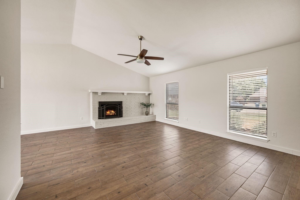 5424 Gregory Drive - Photo 6