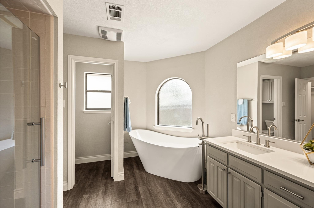 1521 Briarcrest Drive - Photo 18
