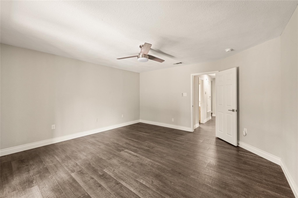 1521 Briarcrest Drive - Photo 17