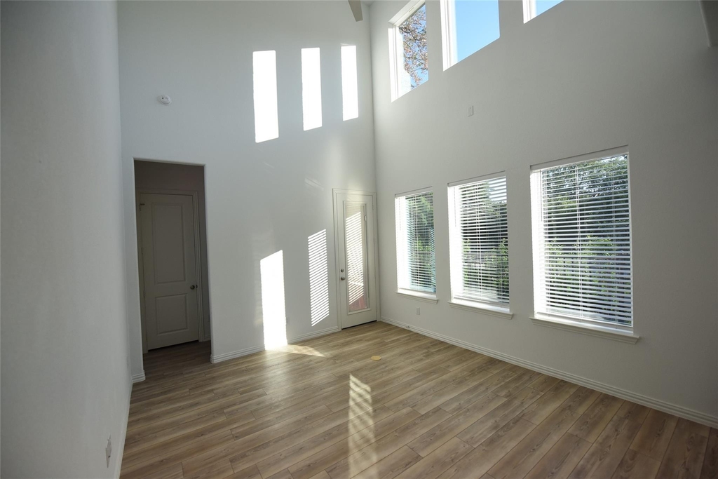 9843 Romo Street - Photo 7