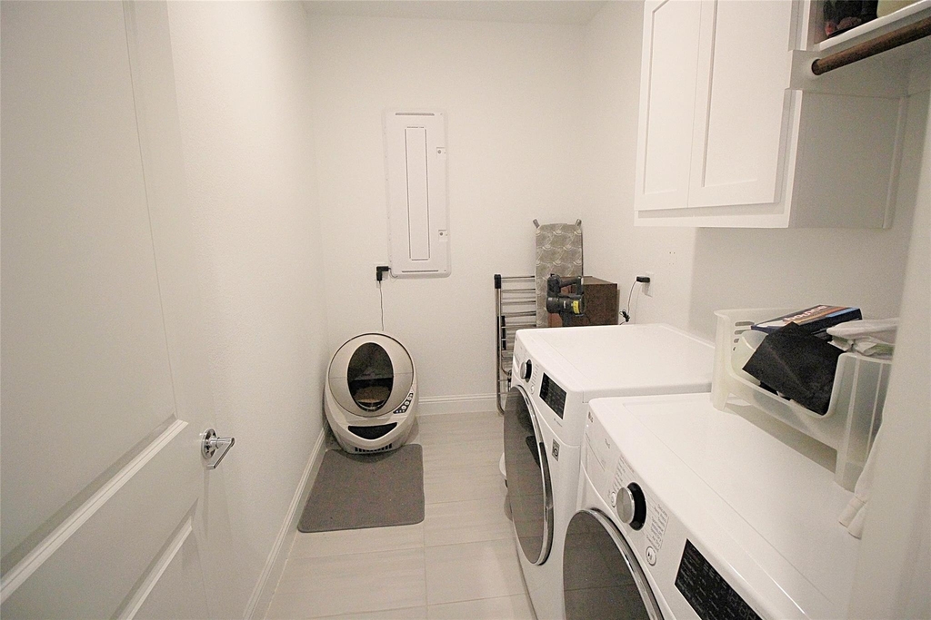 606 Artesian Drive - Photo 12