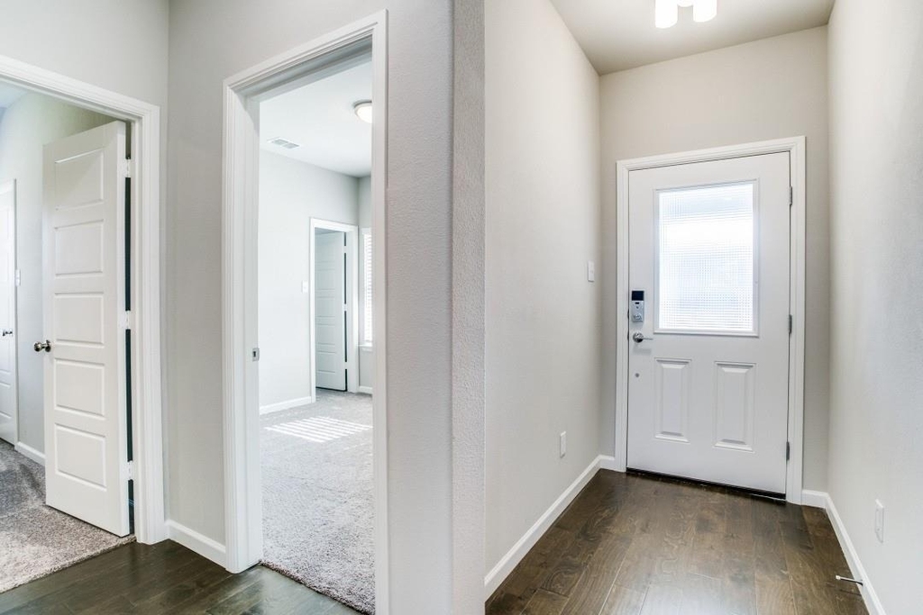 313 Ember Circle - Photo 3