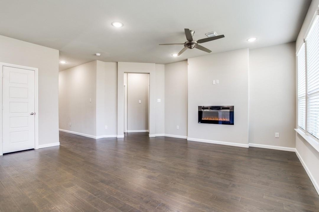 313 Ember Circle - Photo 7