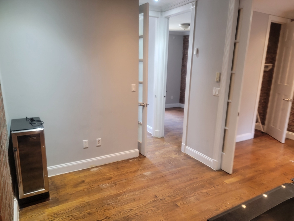 314 East 106th Street - Photo 0