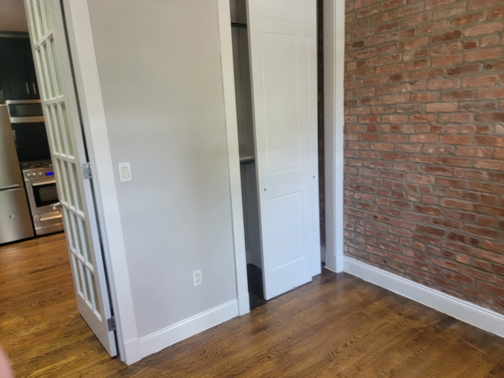 314 East 106th Street - Photo 11