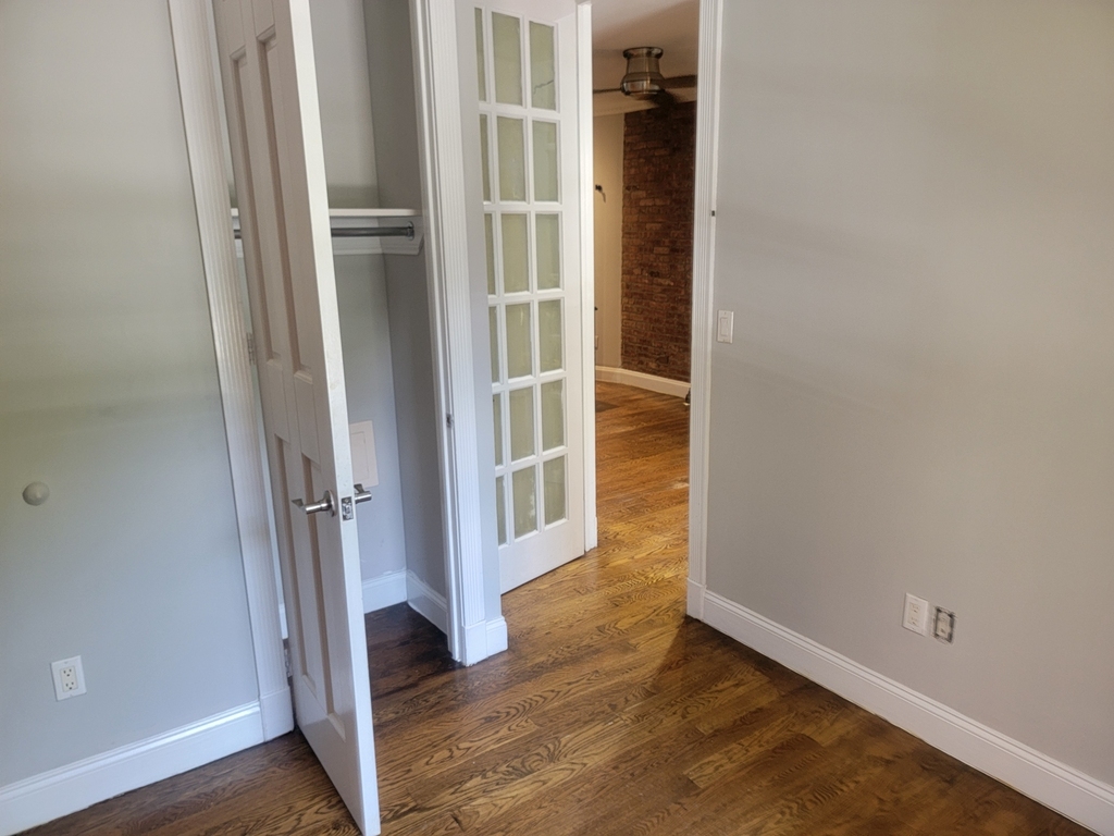314 East 106th Street - Photo 9