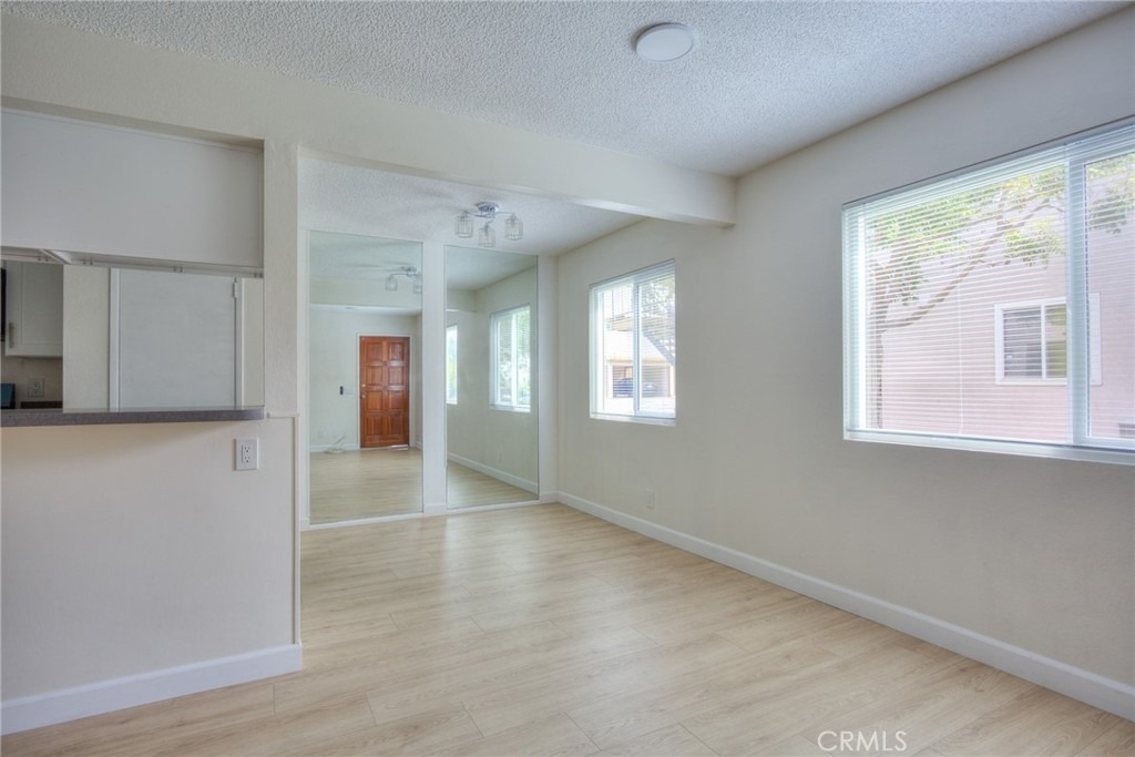 1085 W Sierra Madre - Photo 6