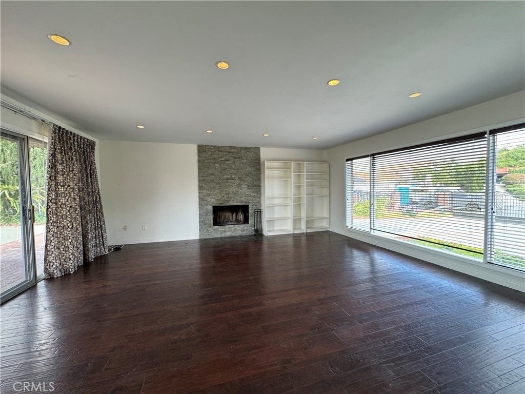 13678 Sycamore Drive - Photo 3