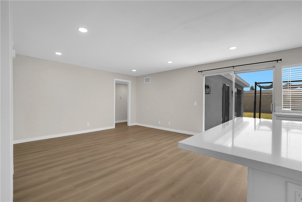 1242 Sultan Circle - Photo 15