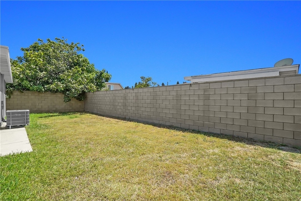 1242 Sultan Circle - Photo 35