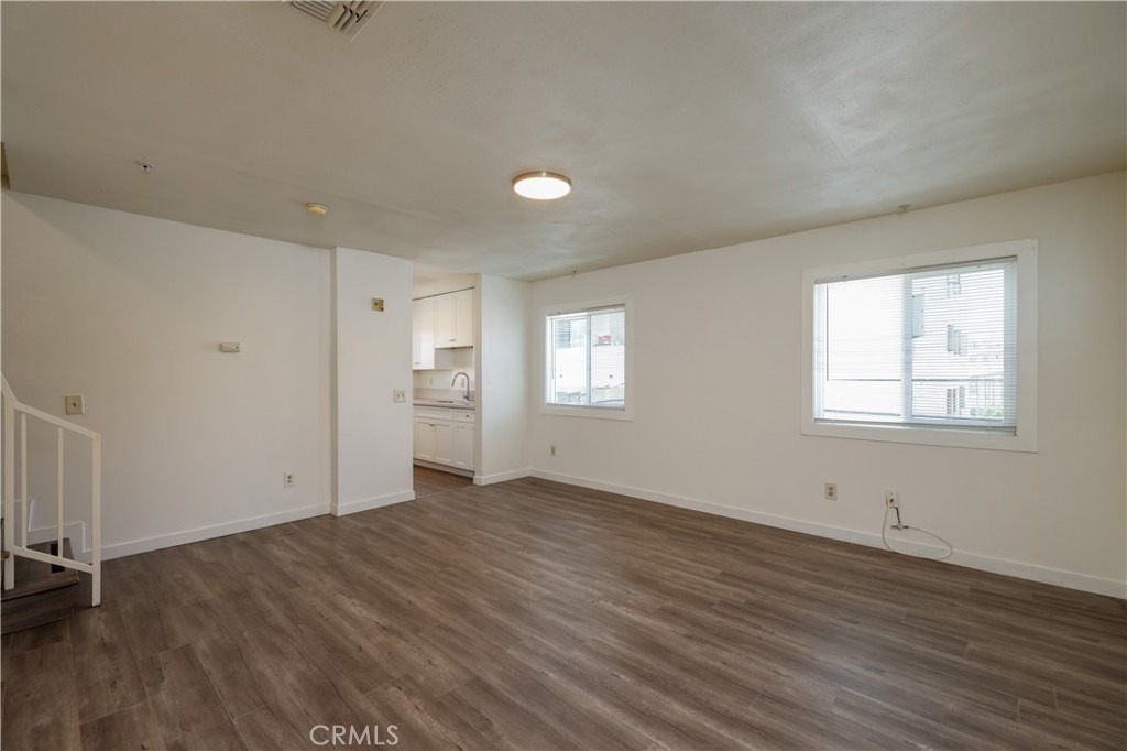 321 S Occidental Boulevard - Photo 1