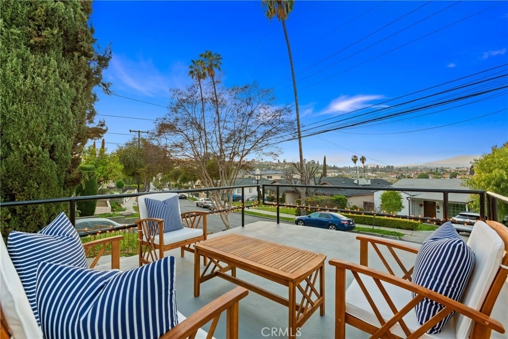 420 W Graves Avenue - Photo 8