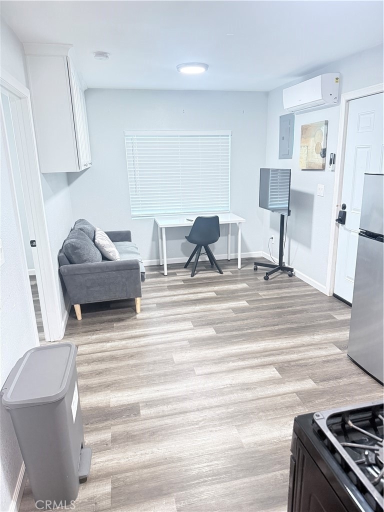 1003 Elsberry - Photo 4