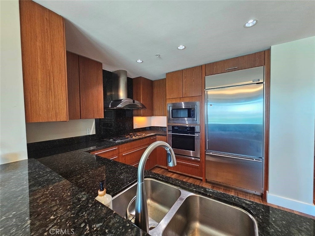 3131 Michelson - Photo 9