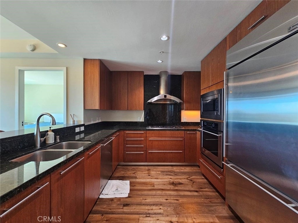 3131 Michelson - Photo 8