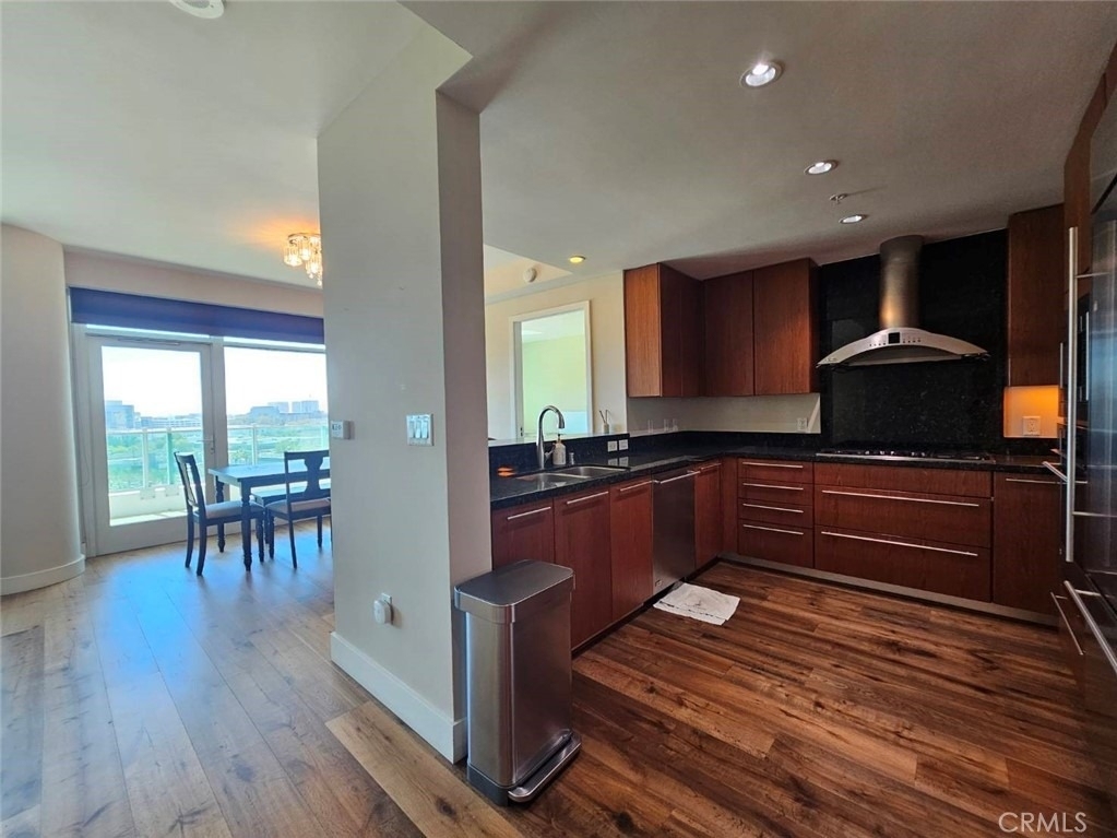 3131 Michelson - Photo 7