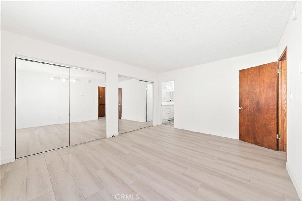 1344 N Martel Avenue - Photo 14