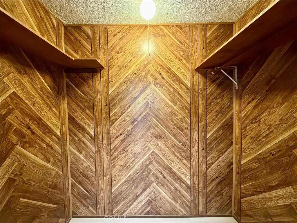 1344 N Martel Avenue - Photo 4