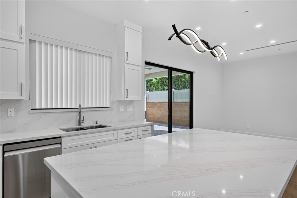 7940 Ethel Avenue - Photo 17