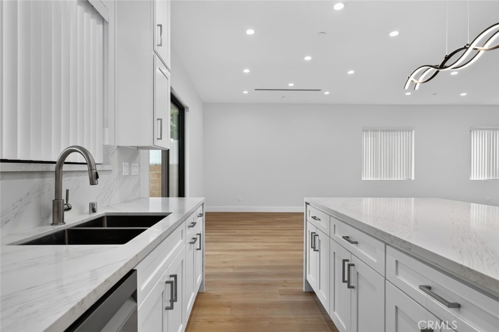 7940 Ethel Avenue - Photo 20