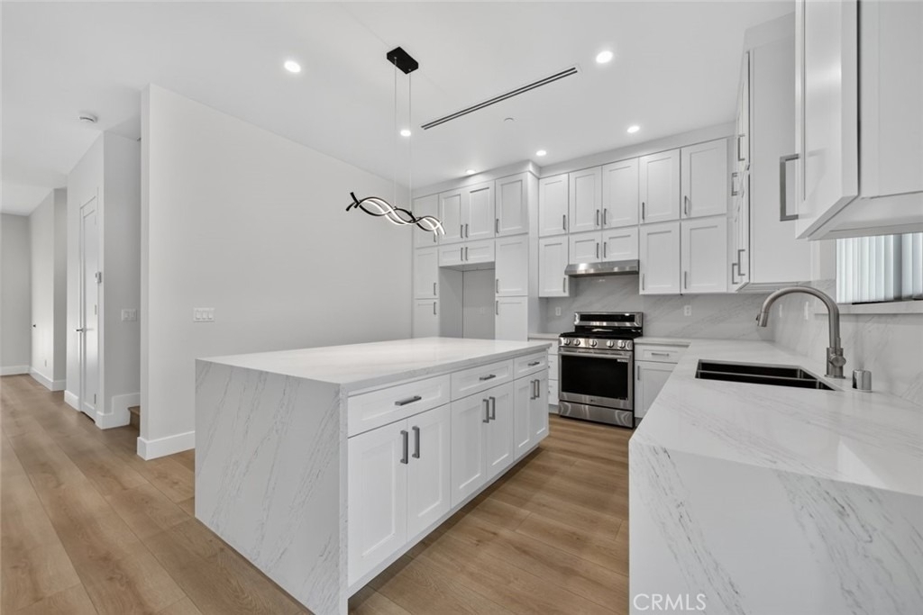 7940 Ethel Avenue - Photo 22