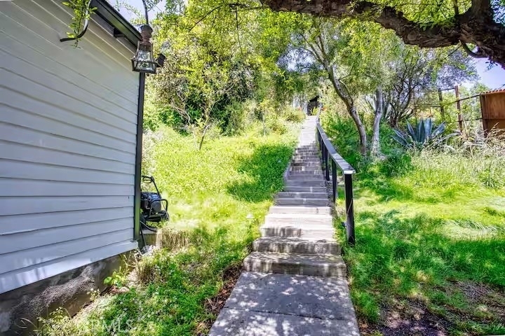 2597 Dearborn Drive - Photo 7