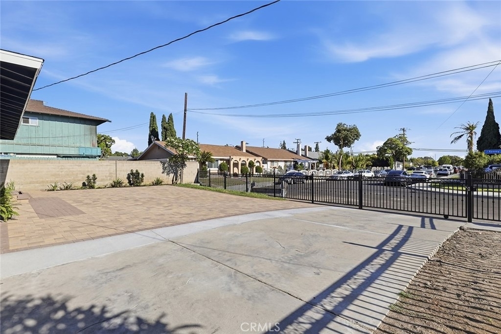 11331 Pioneer Boulevard - Photo 4