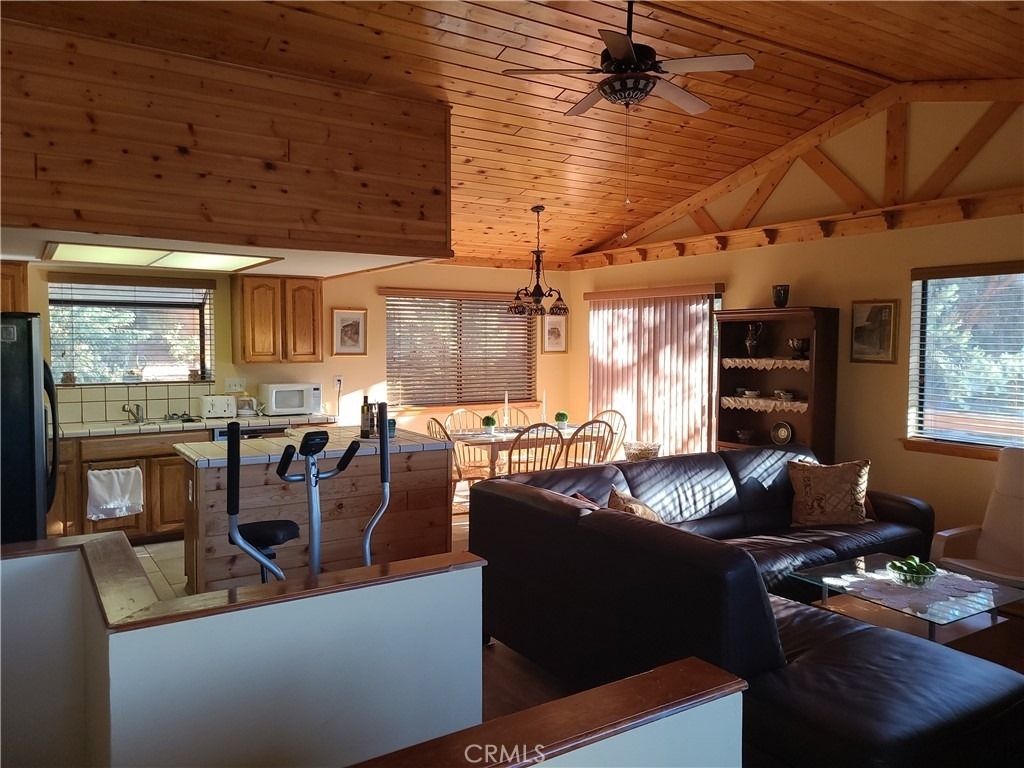 15329 Acacia Way - Photo 6