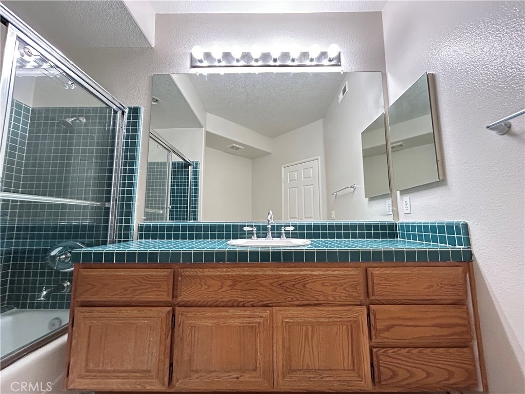 8132 E Hillsdale - Photo 34