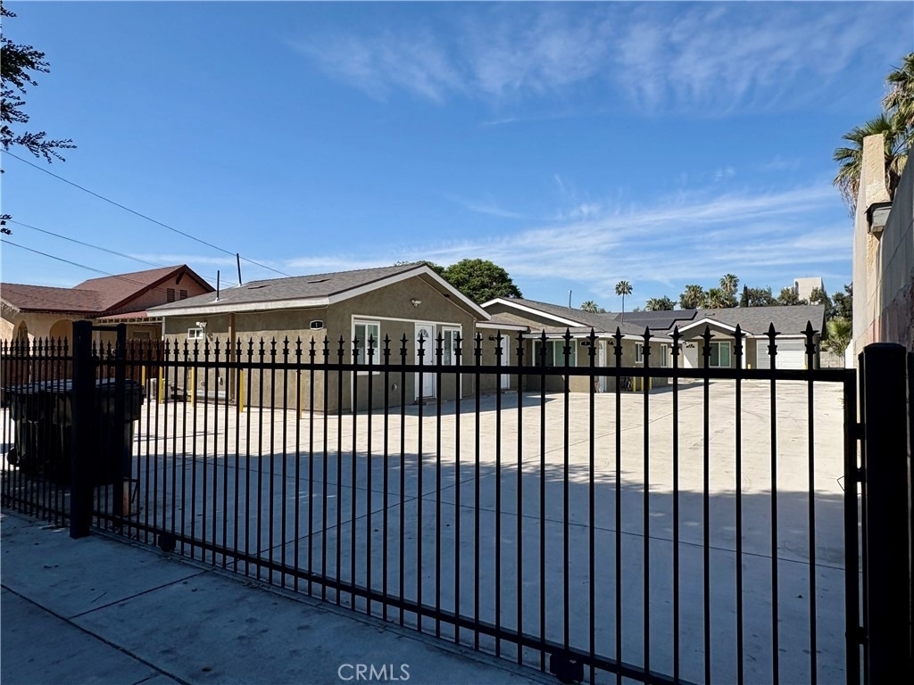 296 N Allen - Photo 2