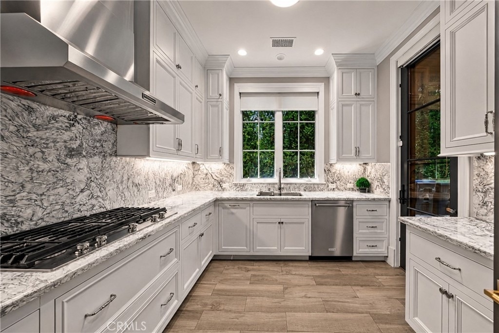 1020 Hampton - Photo 30