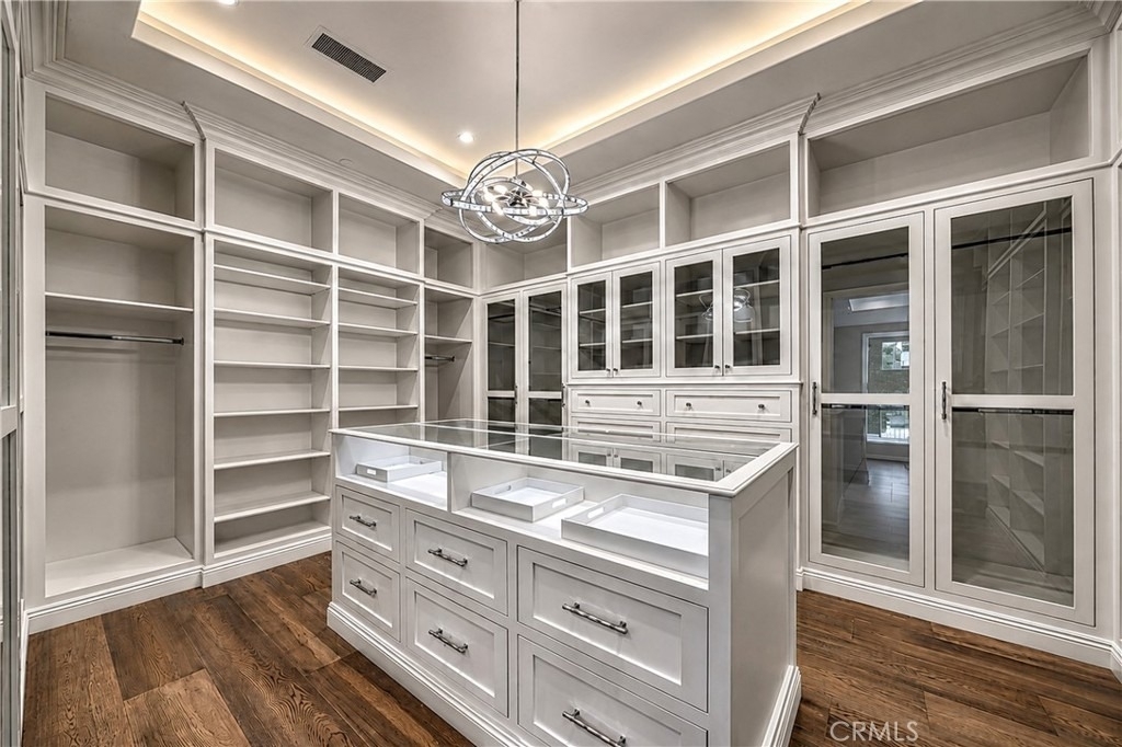 1020 Hampton - Photo 36