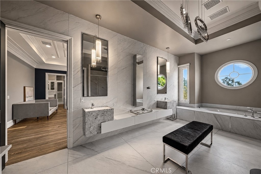 1020 Hampton - Photo 38