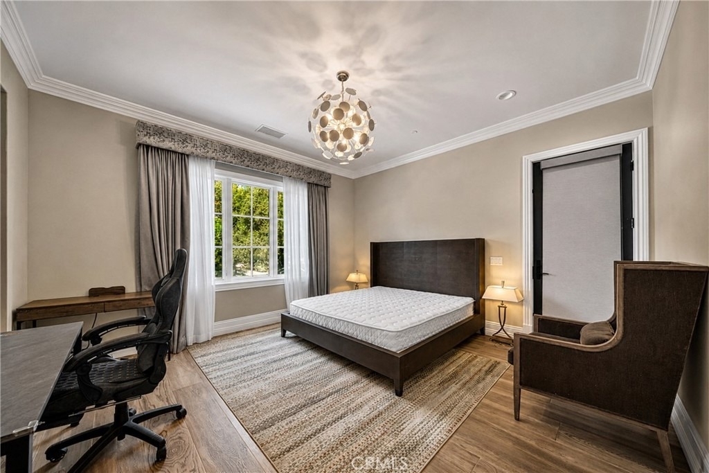 1020 Hampton - Photo 42