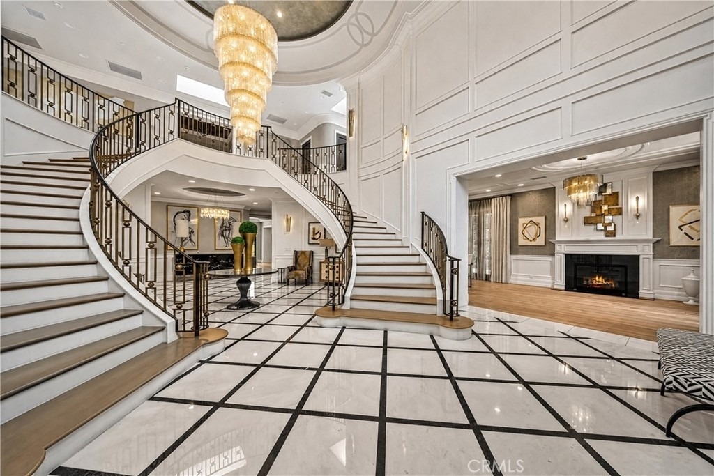 1020 Hampton - Photo 3