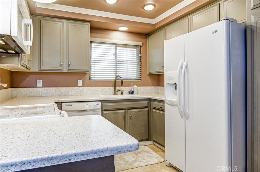 3241 San Amadeo - Photo 19