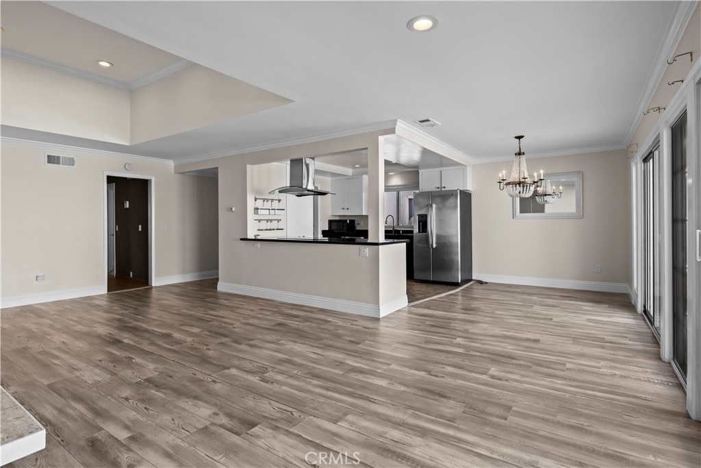 2424 University Dr - Photo 4
