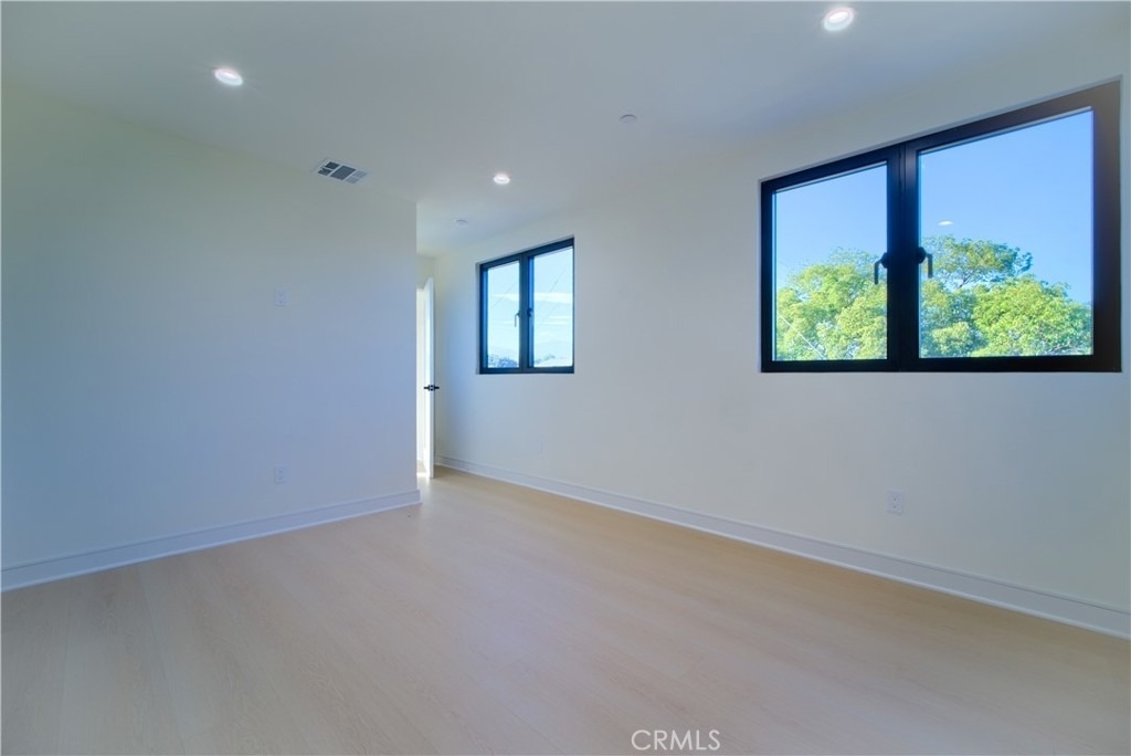 2676 Newell Street - Photo 8