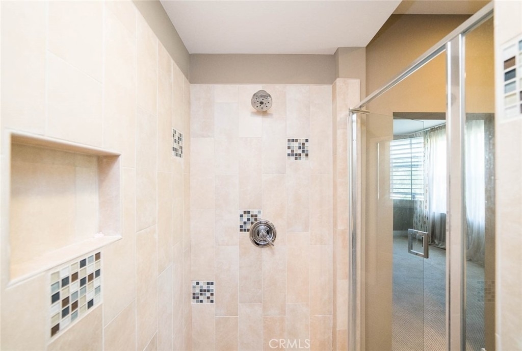 11 Empire Drive - Photo 12
