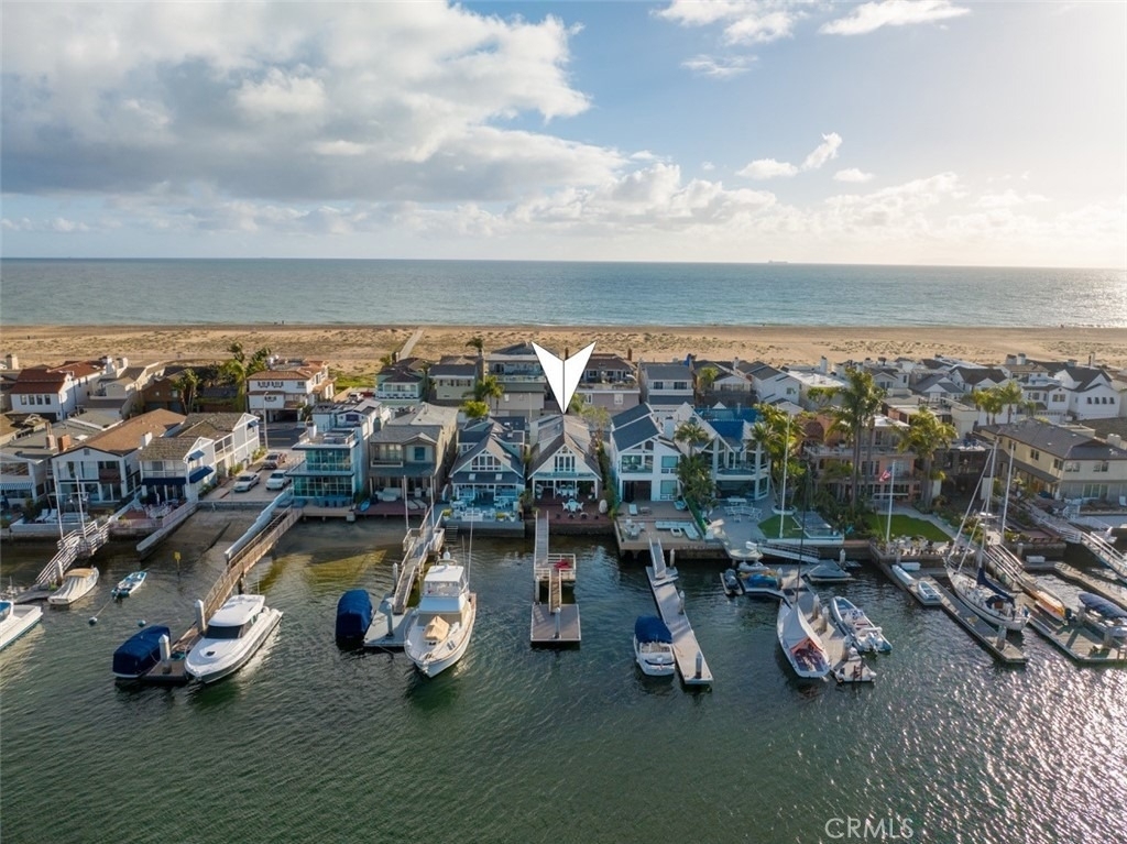 1128 E Balboa - Photo 0