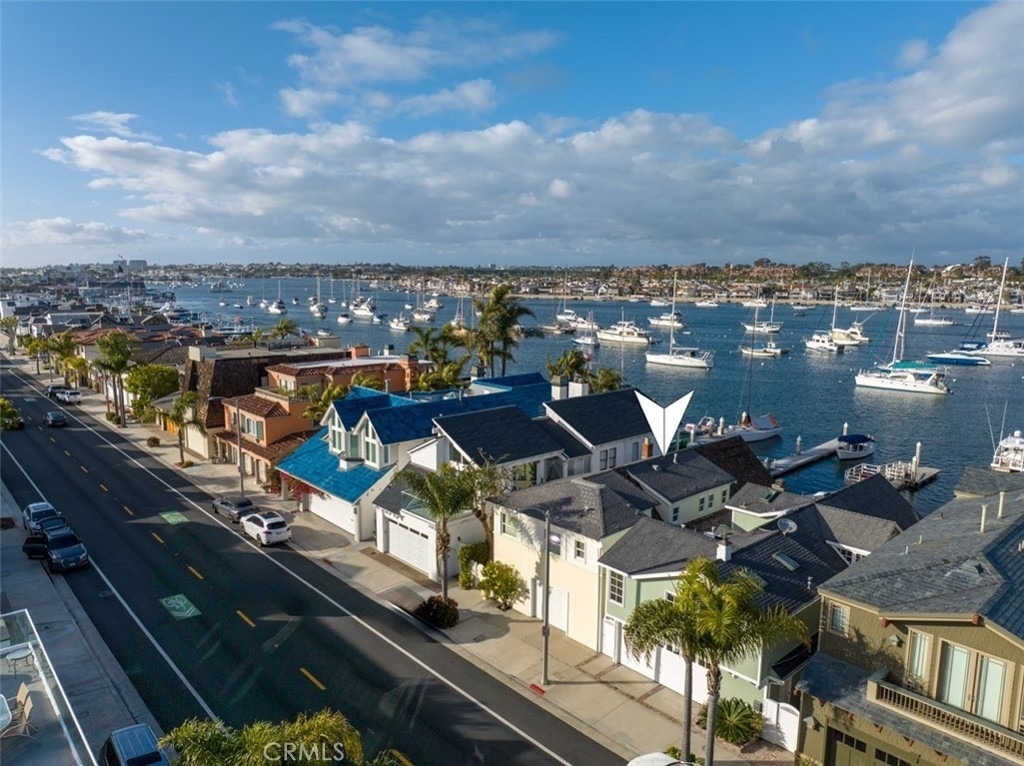 1128 E Balboa - Photo 4