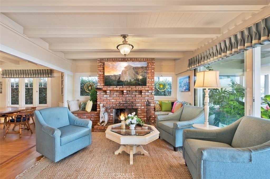 1128 E Balboa - Photo 8
