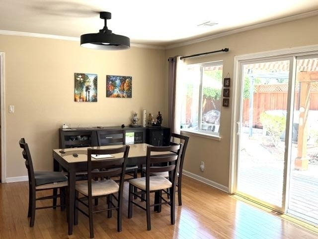 523 Hickory Place - Photo 2