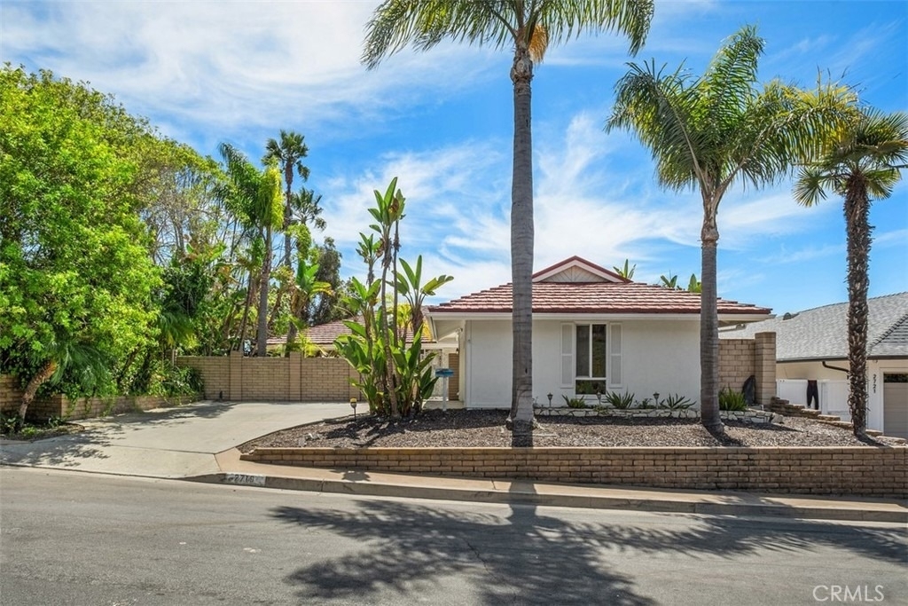 2719 Via Montecito - Photo 1