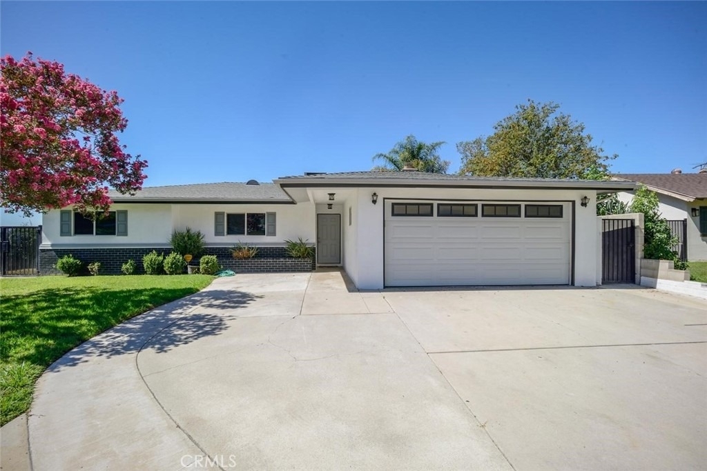 3803 Piedmont - Photo 0