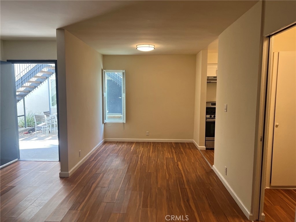265 N Oakland Avenue - Photo 3