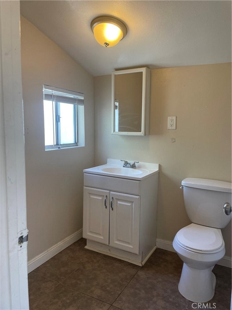 643 Unit C E 7th - Photo 9