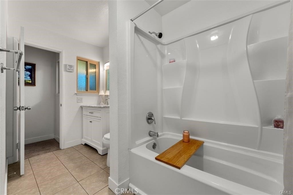 875 Endicott - Photo 12